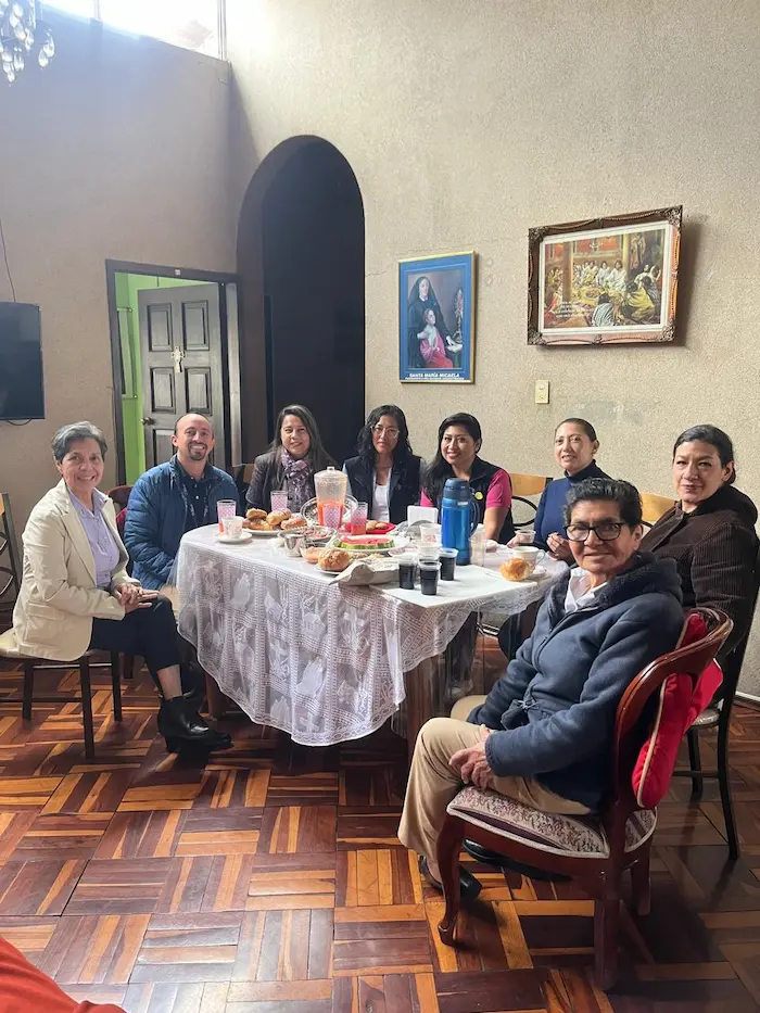 Visita de Funcionarios de la ONG OUR RESCUE (1)